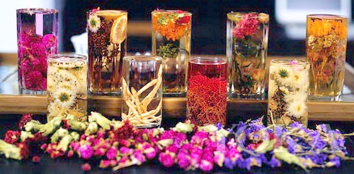 上品饮茶，极品饮花